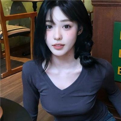 龙纹身的女鬼入镜